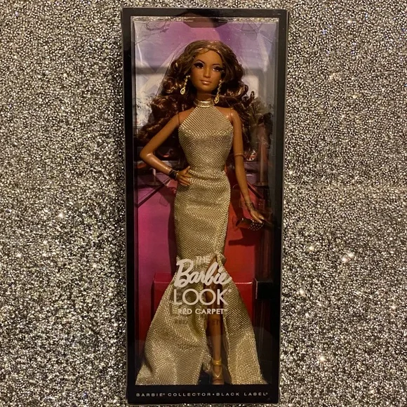 Barbie Look Red Carpet Doll in Shimmering Gold Dress Barbie Look Red Carpet Doll in Shimmering Gold Dress